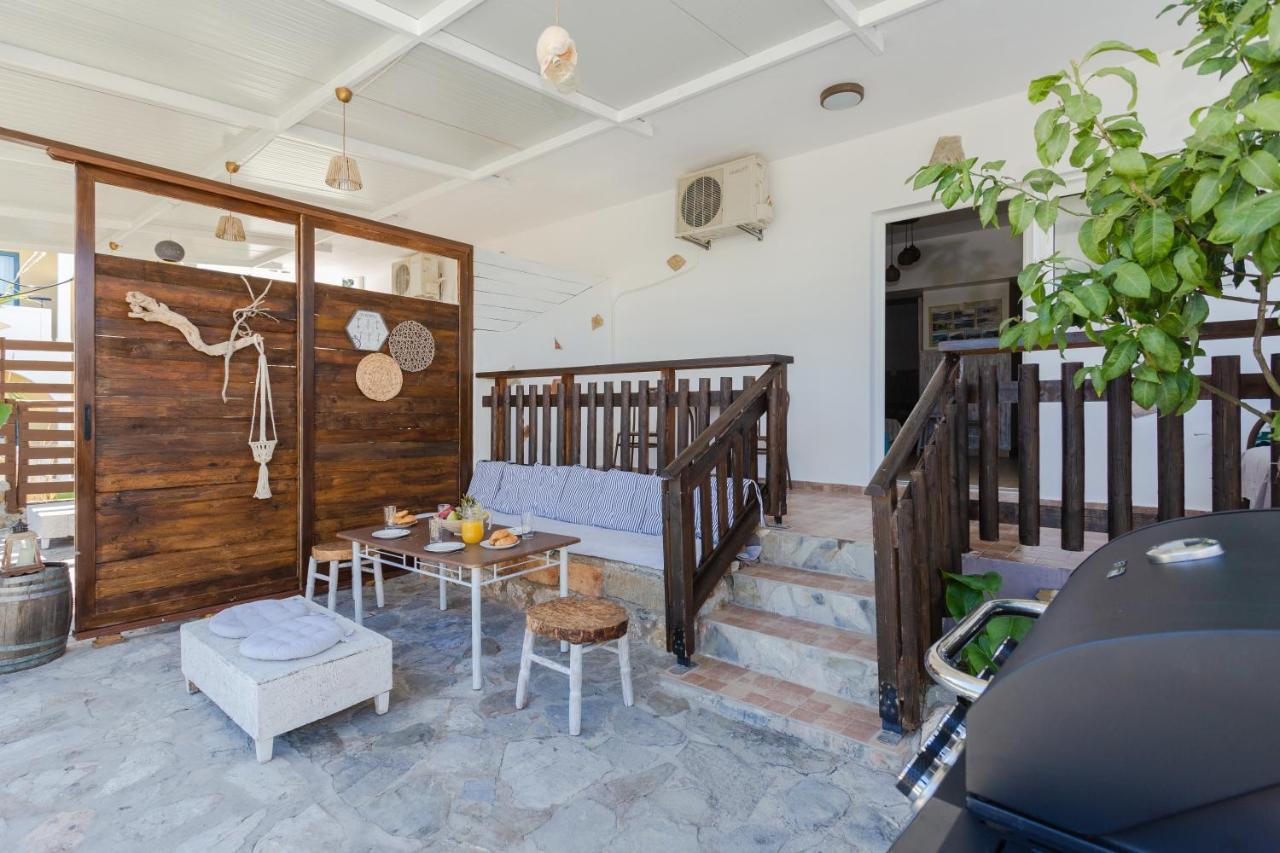 Christos Studios And Family Apartments Stegna Exterior foto
